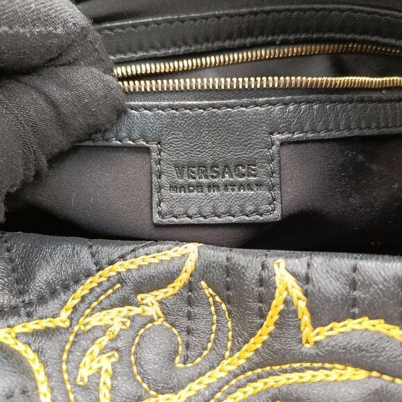 Versace (versace) Versace Barocco Floral Stitch Top Black X Yellow Leather - Picture 7 of 10